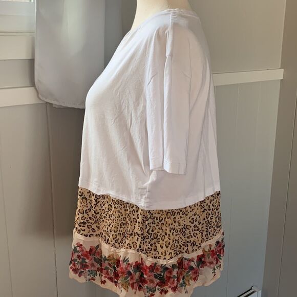 Twinset Milano tee shirt multi print ruffle hem sz small - Picture 6 of 10